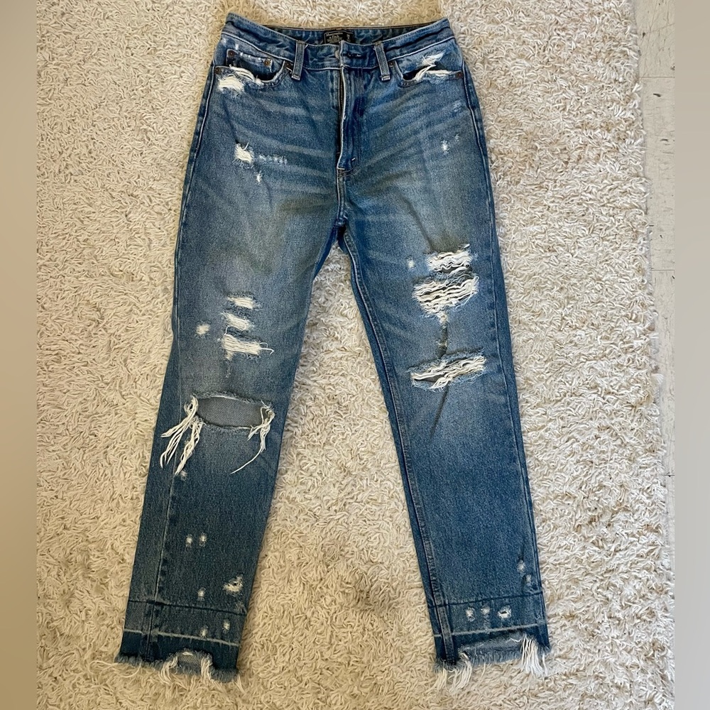 Abercrombie & Fitch High Rise Girlfriend Jeans